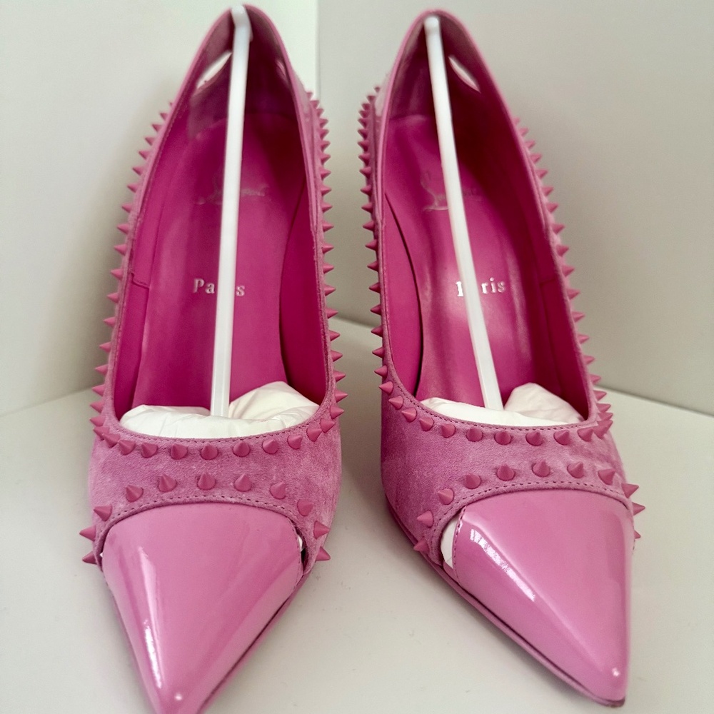 CHRISTIAN LOUBOUTIN Duvette Spikes 39.5 Cutout Suede Pumps Pink